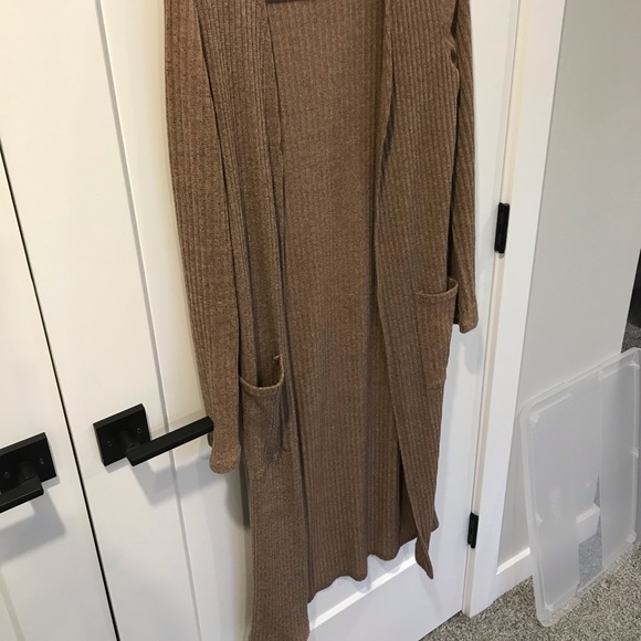 Long Cardigan - Picture 3 of 3